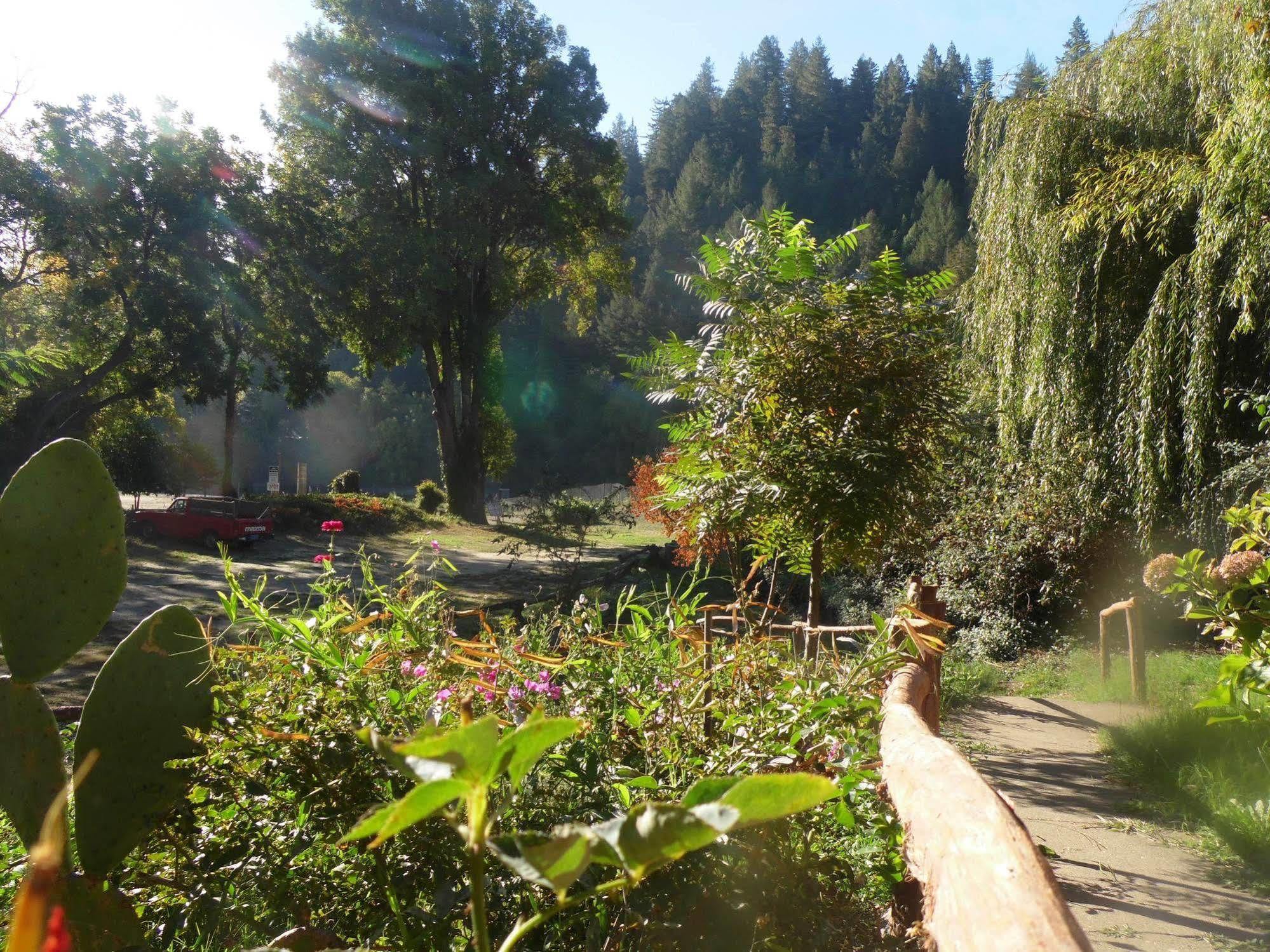 Riverlane Resort Guerneville Exteriör bild